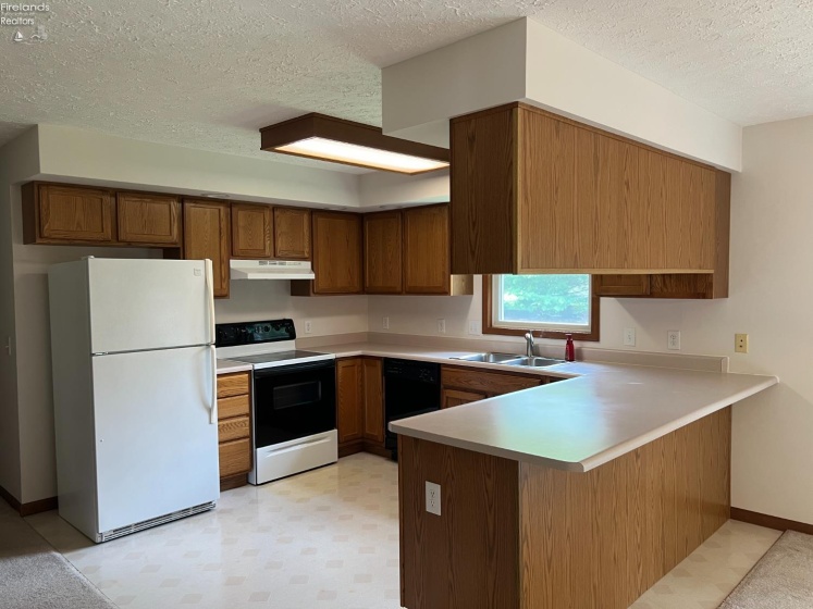1013 Cherokee Crossing, Wapakoneta, 45895, 3 Bedrooms Bedrooms, ,3 BathroomsBathrooms,Residential,For Sale,Cherokee,20262460