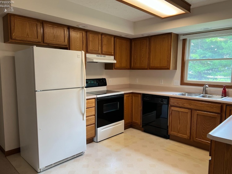 1013 Cherokee Crossing, Wapakoneta, 45895, 3 Bedrooms Bedrooms, ,3 BathroomsBathrooms,Residential,For Sale,Cherokee,20262460