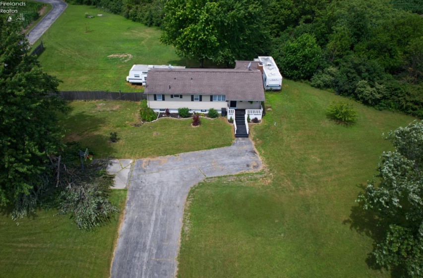 9717 Hayes Avenue, Sandusky, 44870, 3 Bedrooms Bedrooms, ,2 BathroomsBathrooms,Residential,For Sale,Hayes,20262786