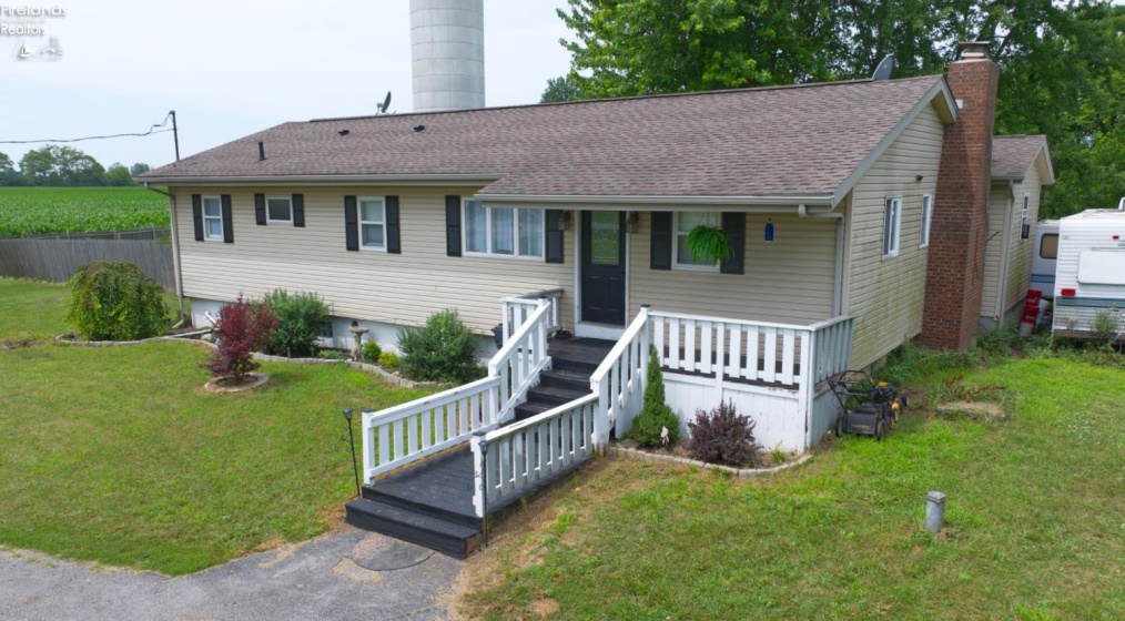 9717 Hayes Avenue, Sandusky, 44870, 3 Bedrooms Bedrooms, ,2 BathroomsBathrooms,Residential,For Sale,Hayes,20262786