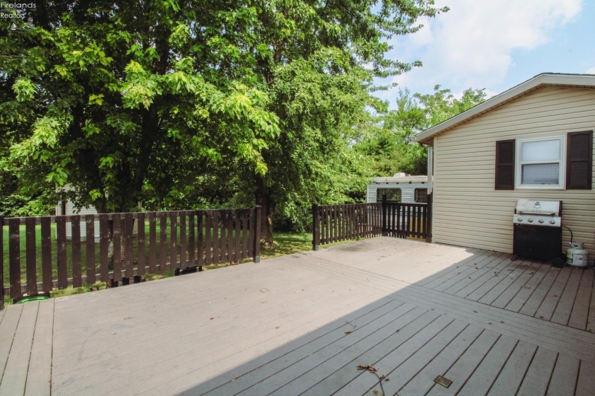 9717 Hayes Avenue, Sandusky, 44870, 3 Bedrooms Bedrooms, ,2 BathroomsBathrooms,Residential,For Sale,Hayes,20262786