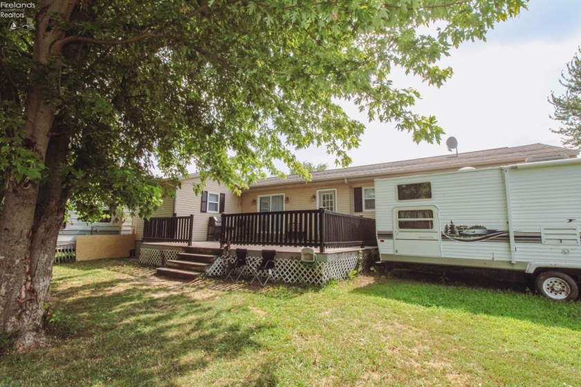 9717 Hayes Avenue, Sandusky, 44870, 3 Bedrooms Bedrooms, ,2 BathroomsBathrooms,Residential,For Sale,Hayes,20262786