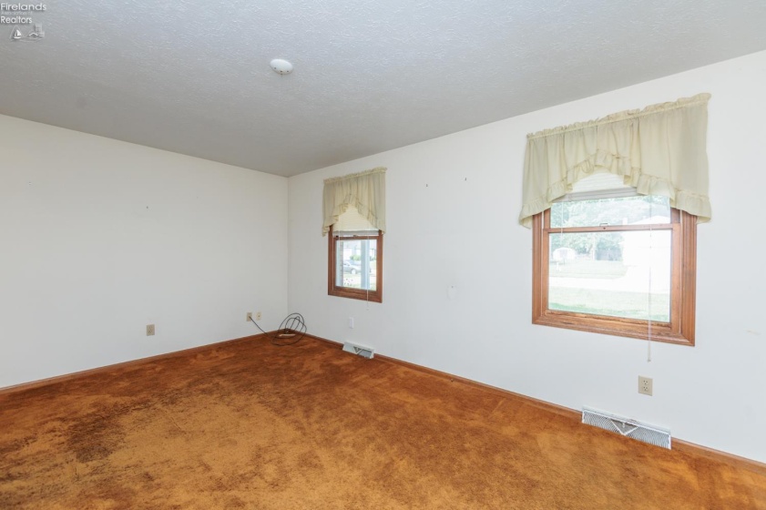 711 Arlington Drive, Vermilion, 44089, 3 Bedrooms Bedrooms, ,3 BathroomsBathrooms,Residential,For Sale,Arlington,20262795
