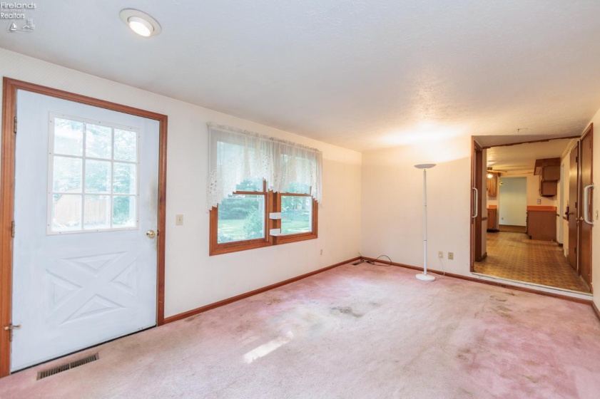 711 Arlington Drive, Vermilion, 44089, 3 Bedrooms Bedrooms, ,3 BathroomsBathrooms,Residential,For Sale,Arlington,20262795