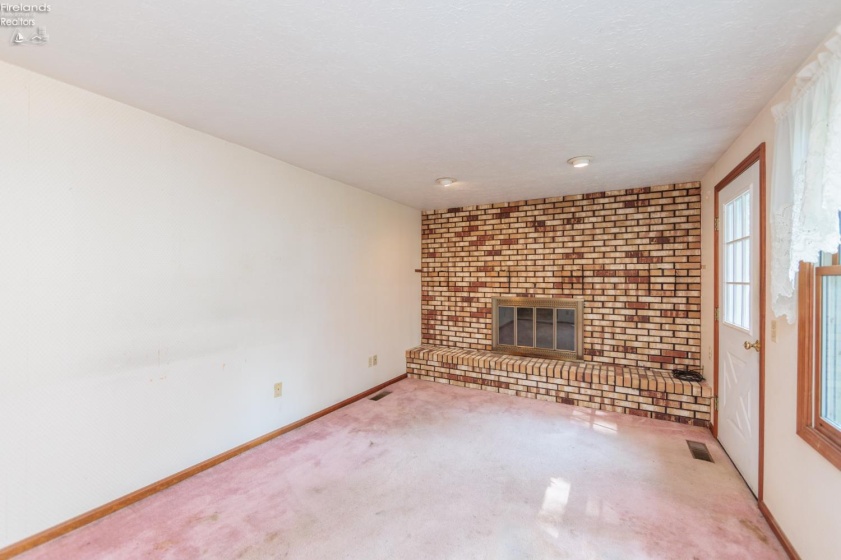 711 Arlington Drive, Vermilion, 44089, 3 Bedrooms Bedrooms, ,3 BathroomsBathrooms,Residential,For Sale,Arlington,20262795