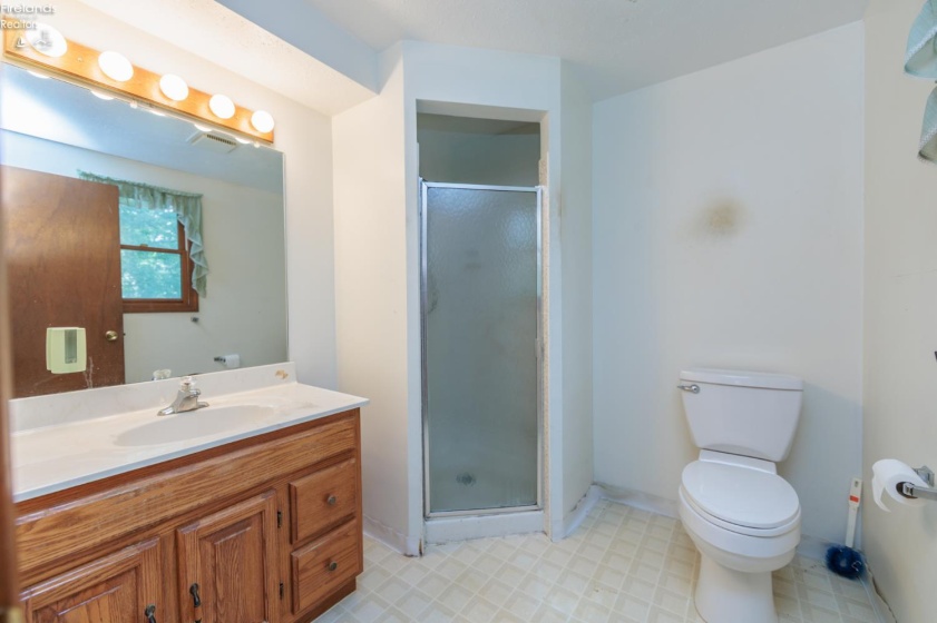 711 Arlington Drive, Vermilion, 44089, 3 Bedrooms Bedrooms, ,3 BathroomsBathrooms,Residential,For Sale,Arlington,20262795
