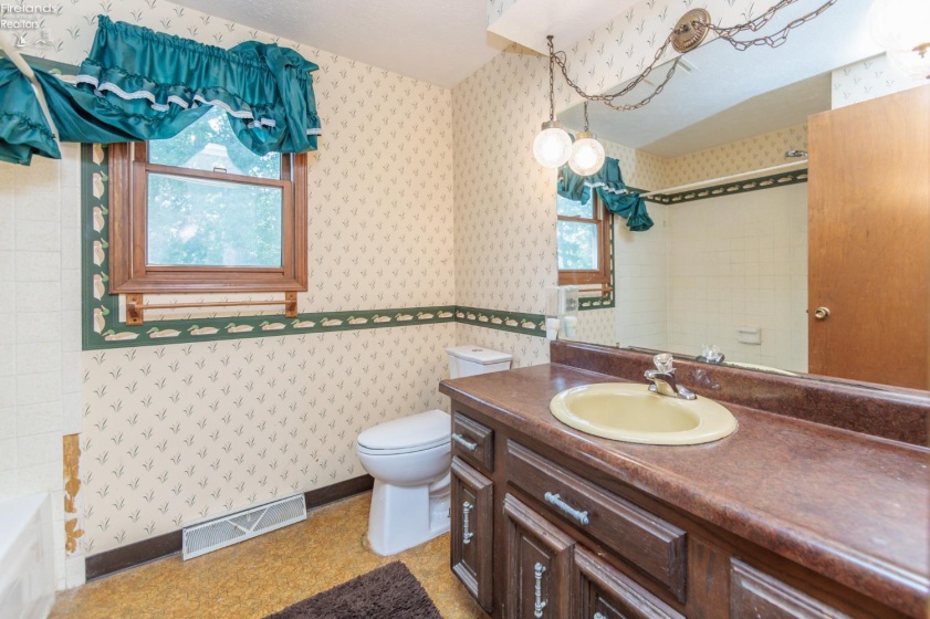711 Arlington Drive, Vermilion, 44089, 3 Bedrooms Bedrooms, ,3 BathroomsBathrooms,Residential,For Sale,Arlington,20262795