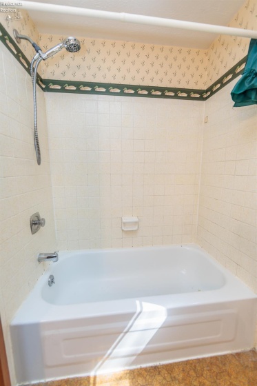 711 Arlington Drive, Vermilion, 44089, 3 Bedrooms Bedrooms, ,3 BathroomsBathrooms,Residential,For Sale,Arlington,20262795