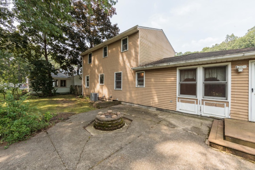 711 Arlington Drive, Vermilion, 44089, 3 Bedrooms Bedrooms, ,3 BathroomsBathrooms,Residential,For Sale,Arlington,20262795