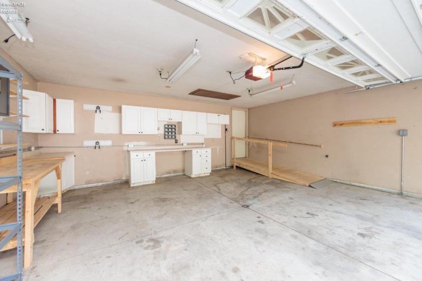 711 Arlington Drive, Vermilion, 44089, 3 Bedrooms Bedrooms, ,3 BathroomsBathrooms,Residential,For Sale,Arlington,20262795