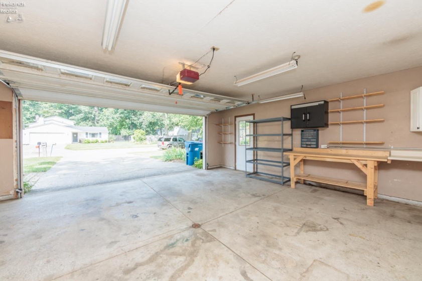 711 Arlington Drive, Vermilion, 44089, 3 Bedrooms Bedrooms, ,3 BathroomsBathrooms,Residential,For Sale,Arlington,20262795