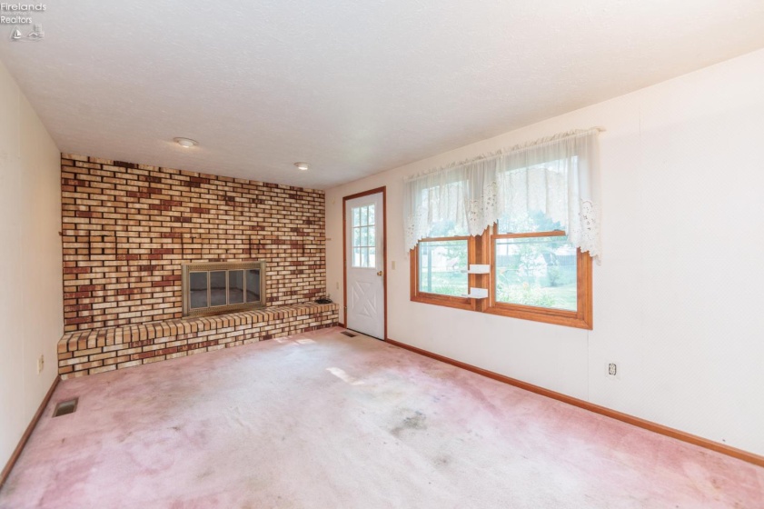 711 Arlington Drive, Vermilion, 44089, 3 Bedrooms Bedrooms, ,3 BathroomsBathrooms,Residential,For Sale,Arlington,20262795