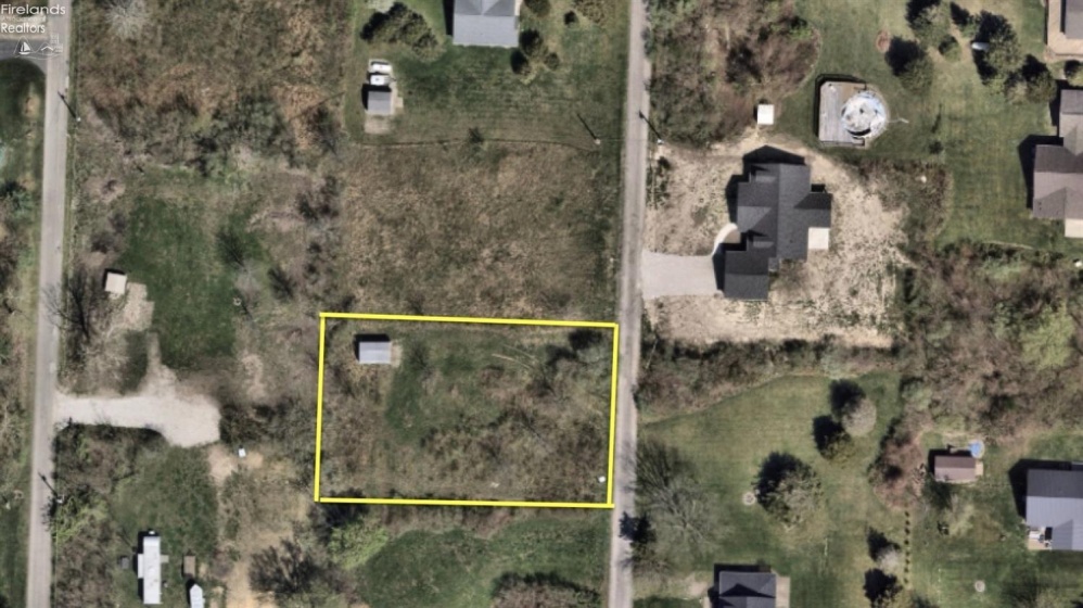 121 Fernwood, Kelleys Island, 43438, 3 Bedrooms Bedrooms, ,2 BathroomsBathrooms,Residential,For Sale,Fernwood,20262816