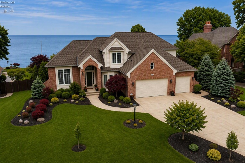 1705 Lands End Drive, Huron, 44839, 4 Bedrooms Bedrooms, ,5 BathroomsBathrooms,Residential,For Sale,Lands End,20262818