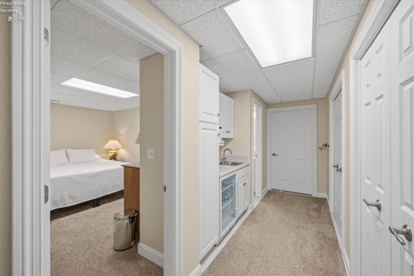 1705 Lands End Drive, Huron, 44839, 4 Bedrooms Bedrooms, ,5 BathroomsBathrooms,Residential,For Sale,Lands End,20262818