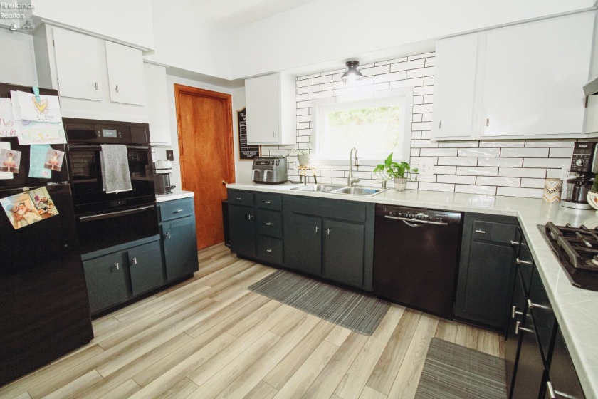 116 Lawrence Street, Bellevue, 44811, 3 Bedrooms Bedrooms, ,2 BathroomsBathrooms,Residential,For Sale,Lawrence,20262692
