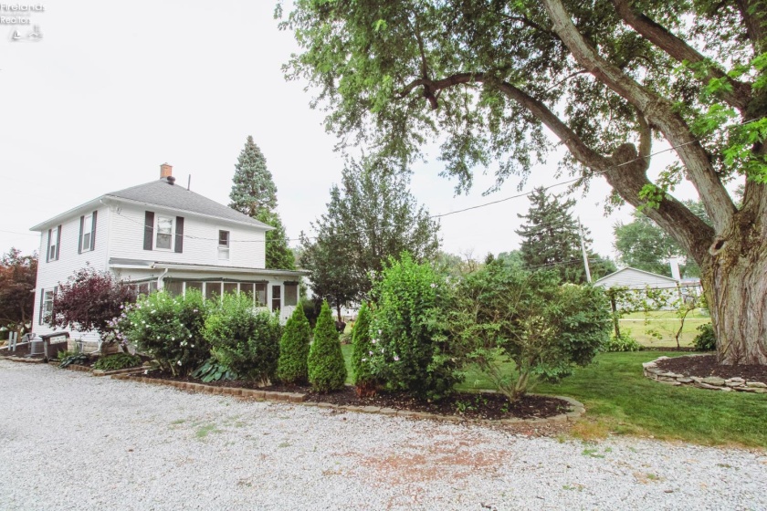 116 Lawrence Street, Bellevue, 44811, 3 Bedrooms Bedrooms, ,2 BathroomsBathrooms,Residential,For Sale,Lawrence,20262692