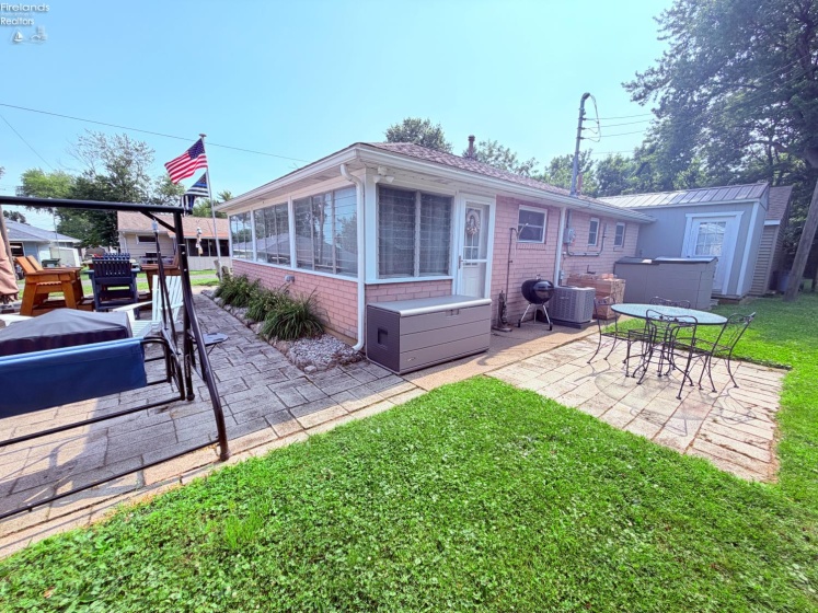 5821 Peach Street, Port Clinton, 43452, 2 Bedrooms Bedrooms, ,1 BathroomBathrooms,Residential,For Sale,Peach,20262820