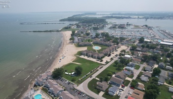 5821 Peach Street, Port Clinton, 43452, 2 Bedrooms Bedrooms, ,1 BathroomBathrooms,Residential,For Sale,Peach,20262820