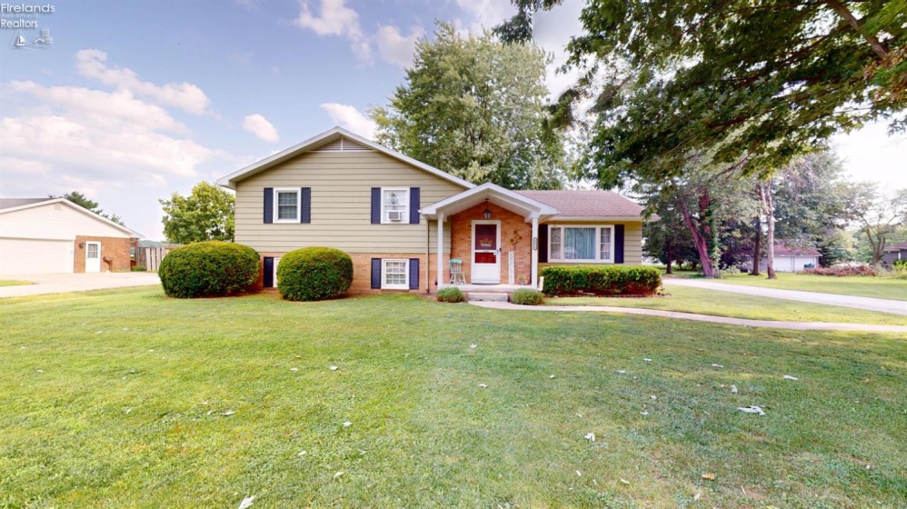 20938 Johnson Street, Williston, 43468, 3 Bedrooms Bedrooms, ,2 BathroomsBathrooms,Residential,For Sale,Johnson,20262819