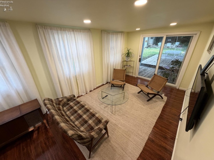 8786 North Shore Boulevard, Marblehead, 43440, 2 Bedrooms Bedrooms, ,1 BathroomBathrooms,Residential,For Sale,North Shore,20262826