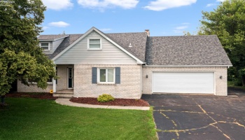 24665 State Route 579, Millbury, 43447, 3 Bedrooms Bedrooms, ,2 BathroomsBathrooms,Residential,For Sale,State Route 579,20262758