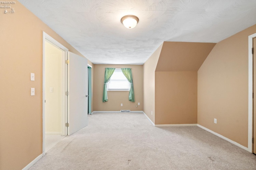 24665 State Route 579, Millbury, 43447, 3 Bedrooms Bedrooms, ,2 BathroomsBathrooms,Residential,For Sale,State Route 579,20262758