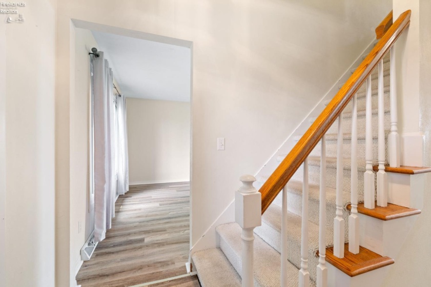 24665 State Route 579, Millbury, 43447, 3 Bedrooms Bedrooms, ,2 BathroomsBathrooms,Residential,For Sale,State Route 579,20262758