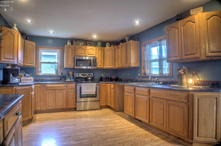 523 Findlay Street, Carey, 43316, 3 Bedrooms Bedrooms, ,2 BathroomsBathrooms,Residential,For Sale,Findlay,20262821