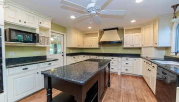 7588 Rice Road, Amherst, 44001, 5 Bedrooms Bedrooms, ,3 BathroomsBathrooms,Residential,For Sale,Rice,20262811