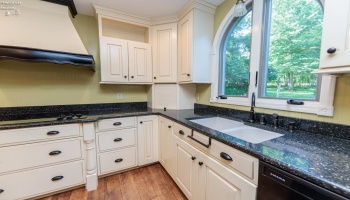 7588 Rice Road, Amherst, 44001, 5 Bedrooms Bedrooms, ,3 BathroomsBathrooms,Residential,For Sale,Rice,20262811