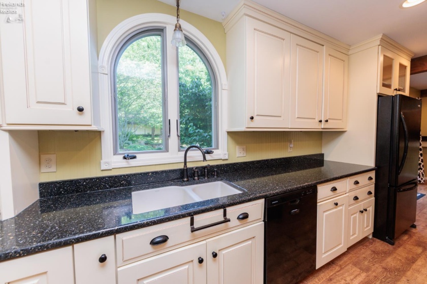 7588 Rice Road, Amherst, 44001, 5 Bedrooms Bedrooms, ,3 BathroomsBathrooms,Residential,For Sale,Rice,20262811