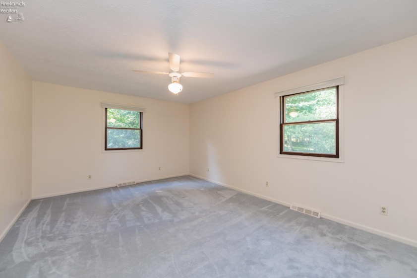 7588 Rice Road, Amherst, 44001, 5 Bedrooms Bedrooms, ,3 BathroomsBathrooms,Residential,For Sale,Rice,20262811