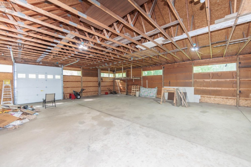7588 Rice Road, Amherst, 44001, 5 Bedrooms Bedrooms, ,3 BathroomsBathrooms,Residential,For Sale,Rice,20262811
