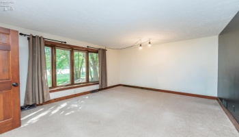 7588 Rice Road, Amherst, 44001, 5 Bedrooms Bedrooms, ,3 BathroomsBathrooms,Residential,For Sale,Rice,20262811