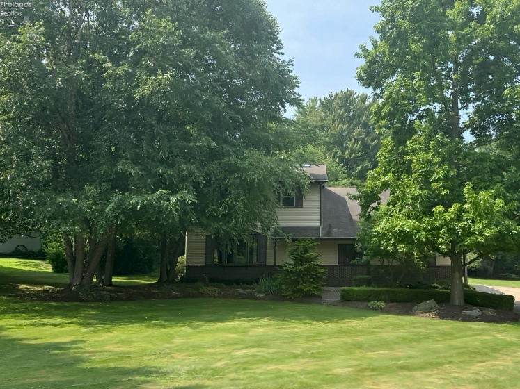7588 Rice Road, Amherst, 44001, 5 Bedrooms Bedrooms, ,3 BathroomsBathrooms,Residential,For Sale,Rice,20262811