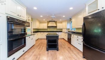 7588 Rice Road, Amherst, 44001, 5 Bedrooms Bedrooms, ,3 BathroomsBathrooms,Residential,For Sale,Rice,20262811