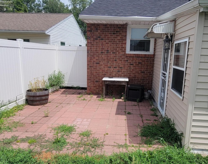 3907 Columbus Avenue, Sandusky, 44870, 3 Bedrooms Bedrooms, ,1 BathroomBathrooms,Residential,For Sale,Columbus,20262452