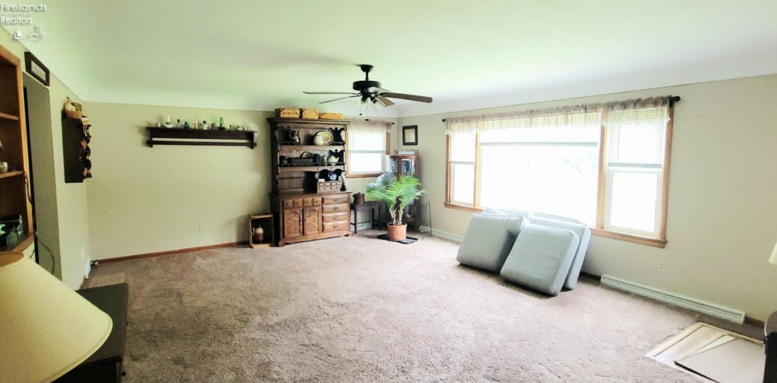 3907 Columbus Avenue, Sandusky, 44870, 3 Bedrooms Bedrooms, ,1 BathroomBathrooms,Residential,For Sale,Columbus,20262452