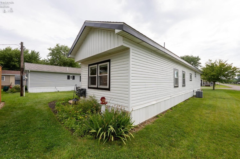 1600 Buck Road, Marblehead, 43440, 2 Bedrooms Bedrooms, ,1 BathroomBathrooms,Residential,For Sale,Buck,20262799