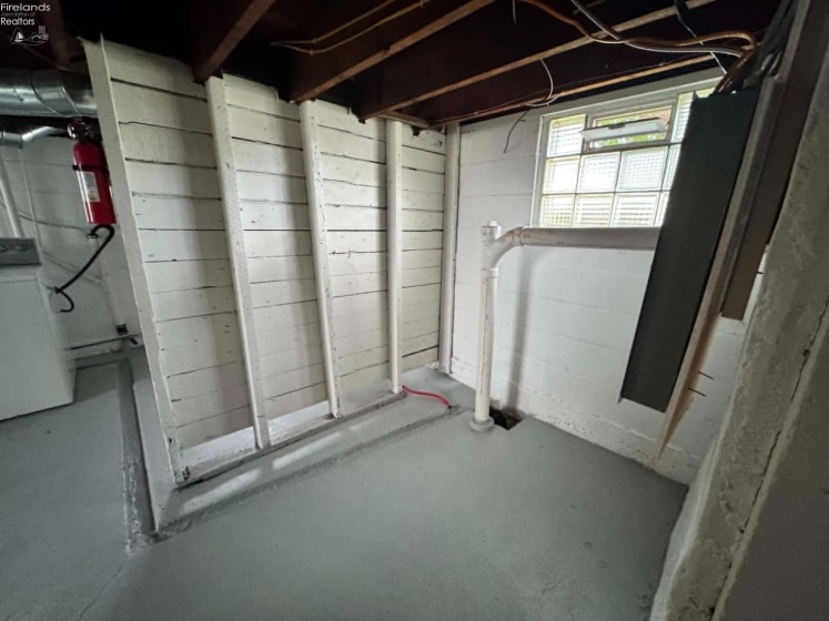 1504 Fifth Street, Sandusky, 44870, 3 Bedrooms Bedrooms, ,2 BathroomsBathrooms,Residential,For Sale,Fifth,20262803