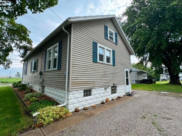 1504 Fifth Street, Sandusky, 44870, 3 Bedrooms Bedrooms, ,2 BathroomsBathrooms,Residential,For Sale,Fifth,20262803