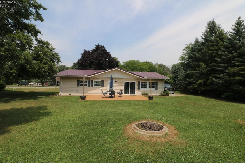 28 Elmwood Drive, Greenwich, 44837, 3 Bedrooms Bedrooms, ,2 BathroomsBathrooms,Residential,For Sale,Elmwood,20262836