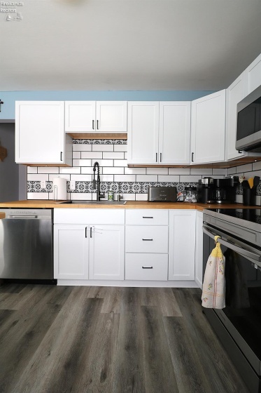 28 Elmwood Drive, Greenwich, 44837, 3 Bedrooms Bedrooms, ,2 BathroomsBathrooms,Residential,For Sale,Elmwood,20262836