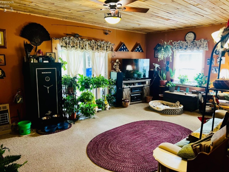 4206 Harris Road, Sandusky, 44870, 3 Bedrooms Bedrooms, ,2 BathroomsBathrooms,Residential,For Sale,Harris,20262814