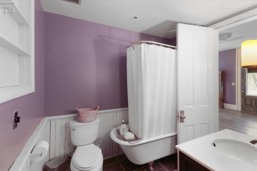 312 Monroe, Fremont, 43420, 4 Bedrooms Bedrooms, ,2 BathroomsBathrooms,Residential,For Sale,Monroe,20262644