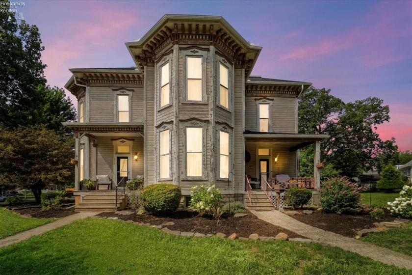 312 Monroe, Fremont, 43420, 4 Bedrooms Bedrooms, ,2 BathroomsBathrooms,Residential,For Sale,Monroe,20262644