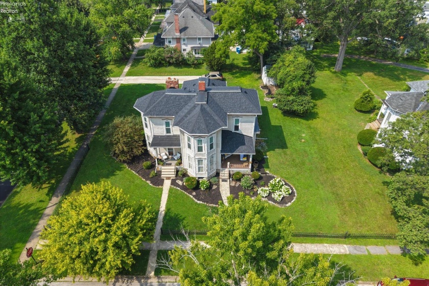 312 Monroe, Fremont, 43420, 4 Bedrooms Bedrooms, ,2 BathroomsBathrooms,Residential,For Sale,Monroe,20262644