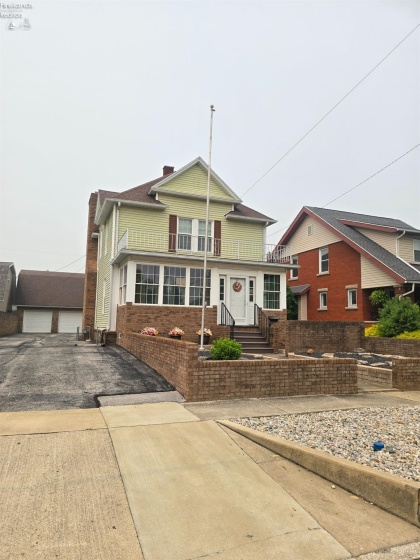 132 Wilson Avenue, Fremont, 43420, 3 Bedrooms Bedrooms, ,3 BathroomsBathrooms,Residential,For Sale,Wilson,20262738