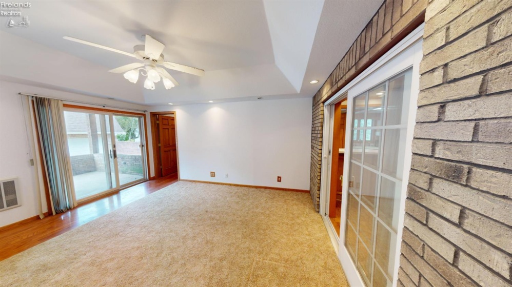 132 Wilson Avenue, Fremont, 43420, 3 Bedrooms Bedrooms, ,3 BathroomsBathrooms,Residential,For Sale,Wilson,20262738